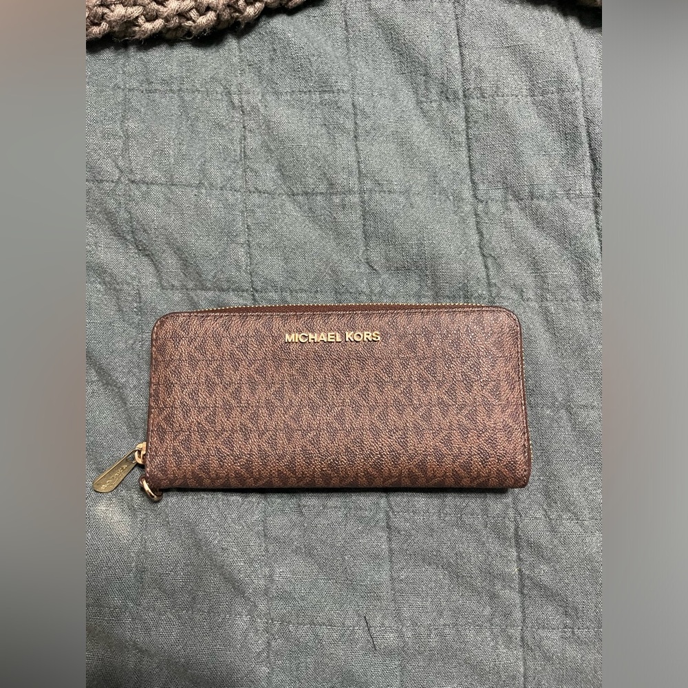 MICHAEL KORS WALLET